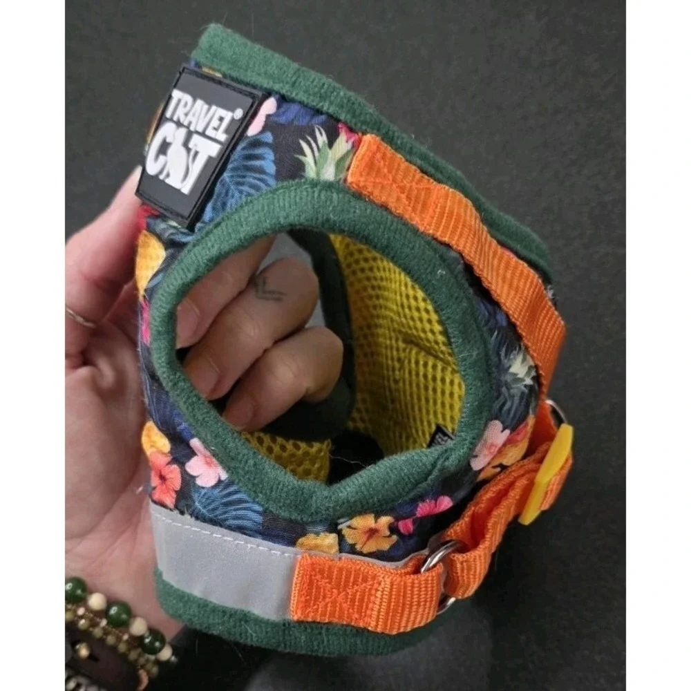 Travel Cat Hawaiian Print Harness Sz S The True Adventure Buckle Walk Adjustable